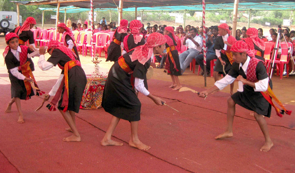 Akhila Kodava Samaja appeals not wear Kodava traditional garb for political events