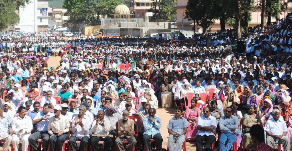 crowd at the Rally against Kasturirangan Report Rally against Kasturirangan Report. Have our leaders mislead us ?